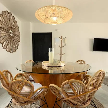 The Boho Banus Apartment, Marbella