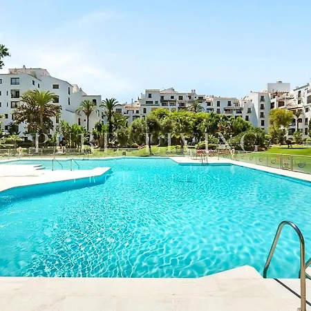 The Boho Banus Apartment, * Marbella